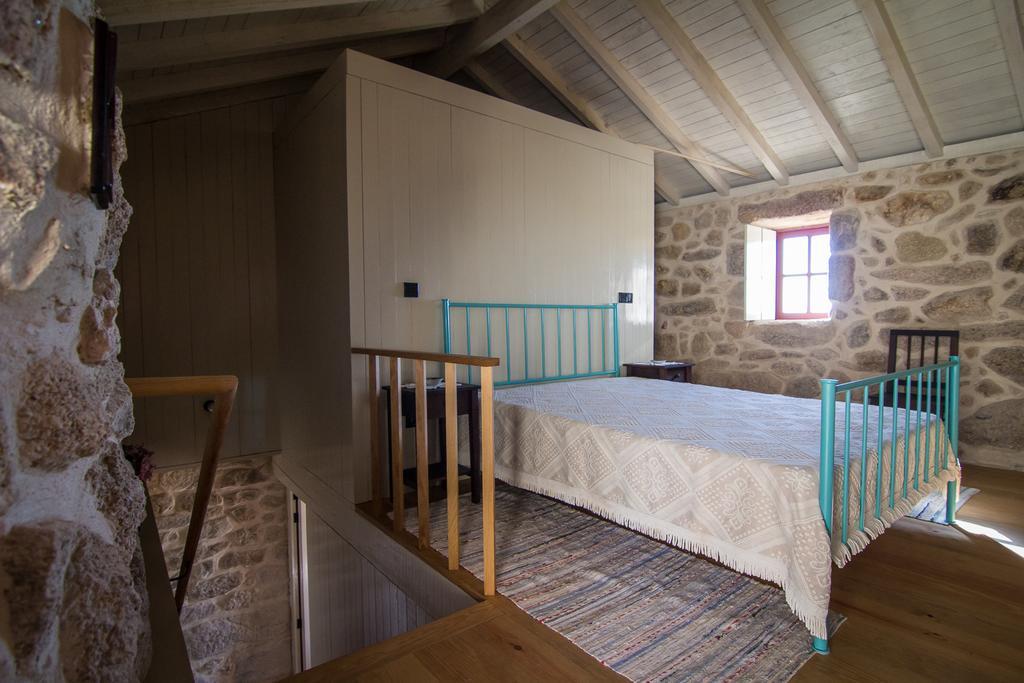 Casas Dos Avos Guest House Vale de Cambra Bilik gambar