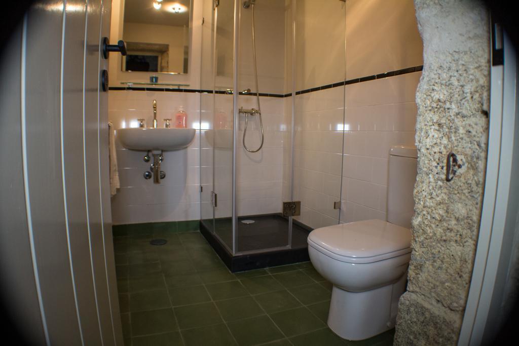 Casas Dos Avos Guest House Vale de Cambra Bilik gambar