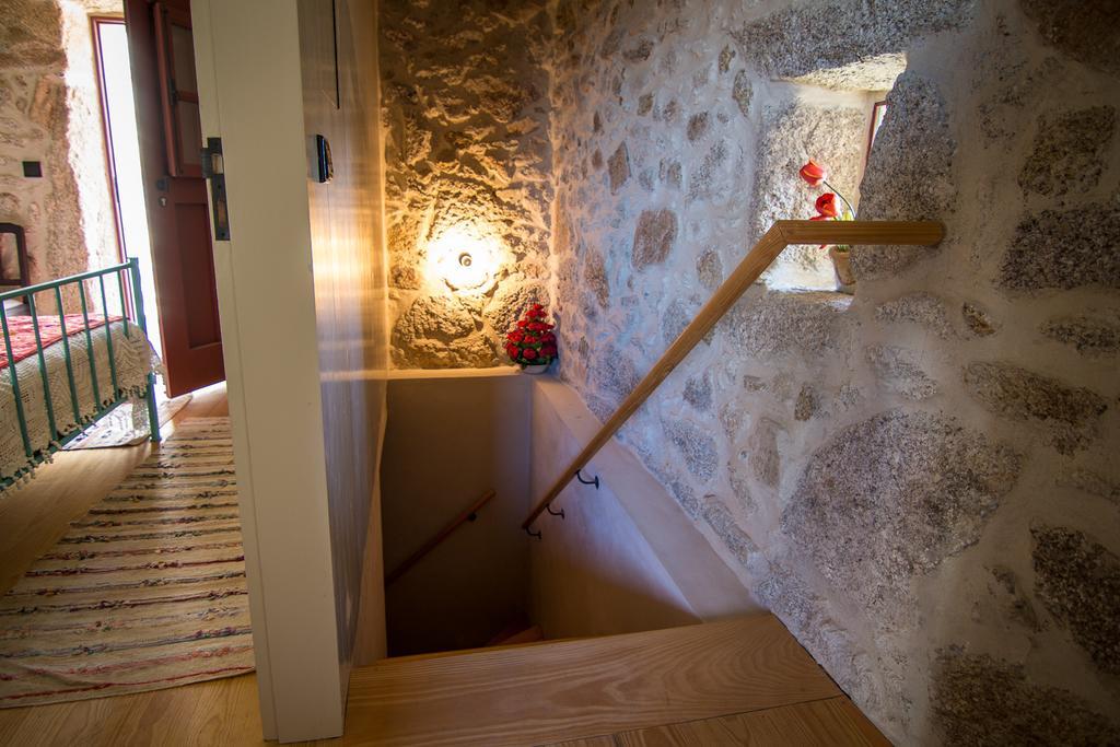 Casas Dos Avos Guest House Vale de Cambra Bilik gambar